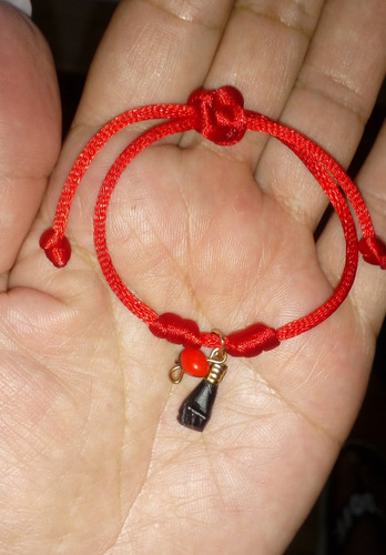 Pulseras Rojas Con Azabache Y Peonia ( 6 Por 10 Norteños)