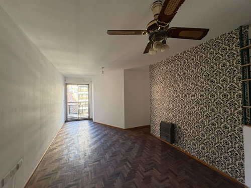 Departamento En Alquiler | 1 Dormitorio | Nueva Córdoba | Frente Con Balcón | Ideal Estudiantes
