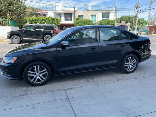 Volkswagen Jetta 2.0 Live Mt