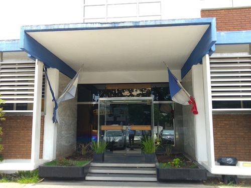 Imagen 1 de 12 de Depósito En Cuyo 3442 Martínez | 6.000 M2