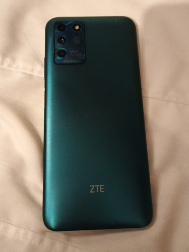 Zte Vita 30  Usado. En Excelentes Condiciones  Con 128 M. 