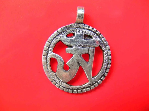 Simbolo Om Tibetano Dije Medalla En Alpaca  Budismo