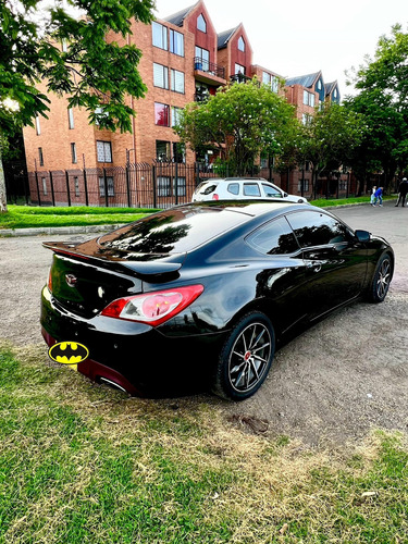 Hyundai Genesis 2.0 Coupe