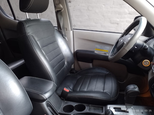 Imagen 2 de 7 de Mitsubishi L-200 3.2 Di-d D/cab 4x4 Triton Automática