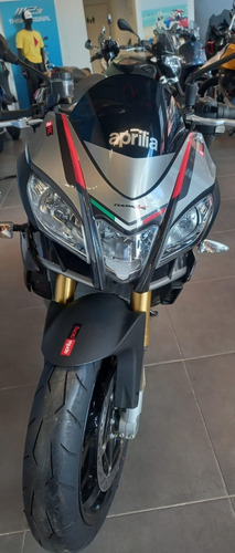 Imagen 3 de 11 de Aprilia Tuono 1100 V4