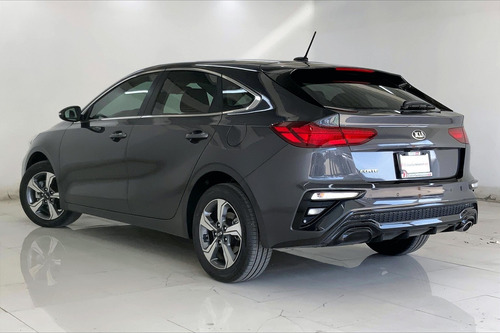 Imagen 11 de 15 de Kia Forte 4 Pts L, 20l, Tm6, A/ac, Sin Encedido Boton, R-1