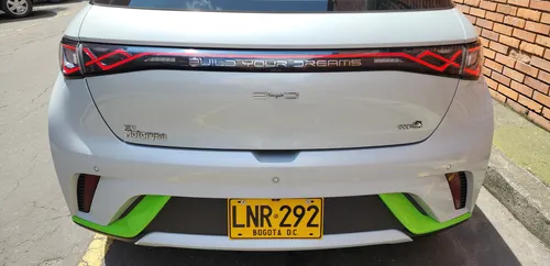 Byd Idolphin