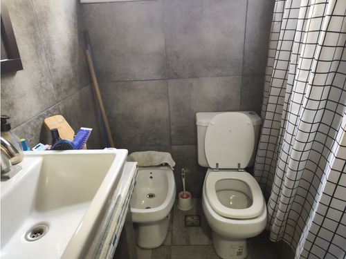 Casa Centrica Lujan Con Departamento Independiente