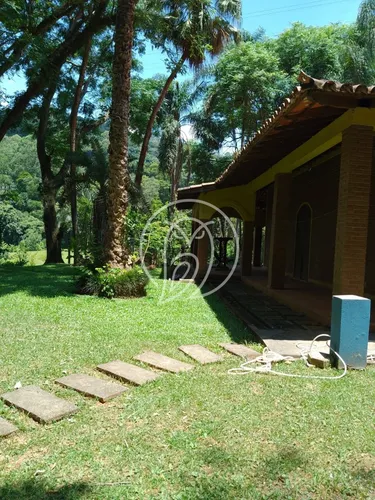 Vende Se Linda Chácara Com Área Total De 10.000m2, Em Mairiporã, São Paulo.