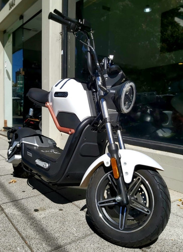 Imagen 10 de 15 de Sunra Miku Max 800w 60v Litio Moto Eléctrica 0km V
