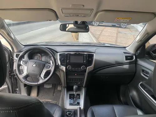 Mitsubishi L200 Gls Se Tp 2500cc Td 4x4 7ab Abs Modelo 2022