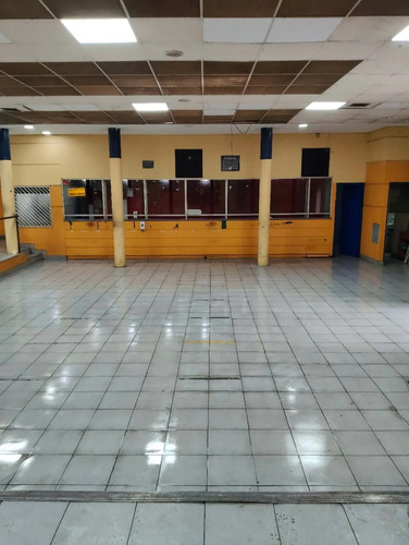 Arriendo Local Comercial En Santiago
