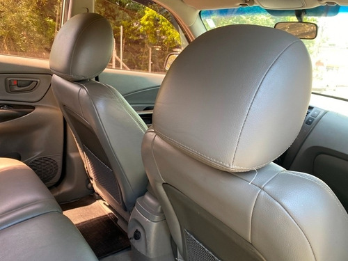 Imagem 9 de 13 de Hyundai Tucson Gls B