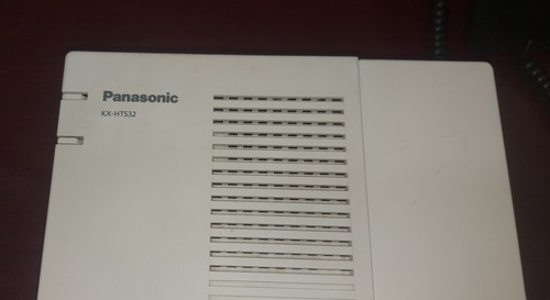 Conmutador Panasonic Kx-hts32 Con Telefono Sip Kx-hdv230 (Usado)