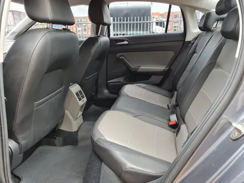 Volkswagen Virtus Highline 1.6cc TP AA 4X2