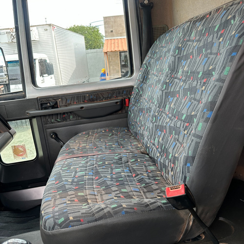 Ford Cargo 1722 4x2 Carga Seca