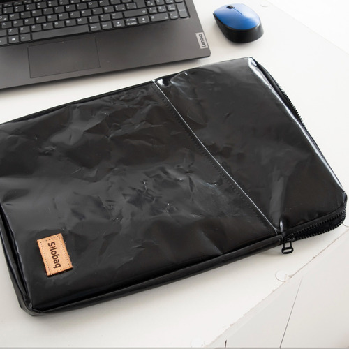 Imagen 4 de 10 de Porta Notebook Funda Estuche Impermeable Resistente Urbana