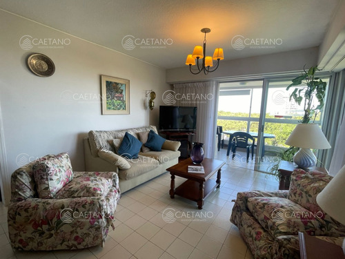 Venta Apartamento 2 Dormitoritos. Roosevelt, Punta Del Este 