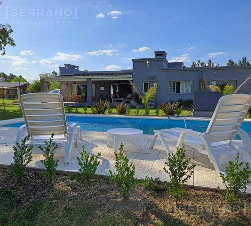 Venta Casa Moderna 4 Amb En Barrio Parque Sakura Iii, Exaltación De La Cruz