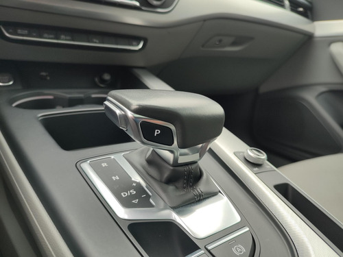 Audi A4 35 TFSI 2.0 SPORT