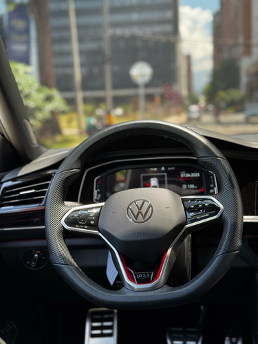 Volkswagen Jetta Vi 2.0 Gli