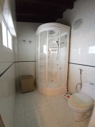 Imagen 23 de 26 de Venta Casa 200 M2 5h/4b/ 2p Alto Prado