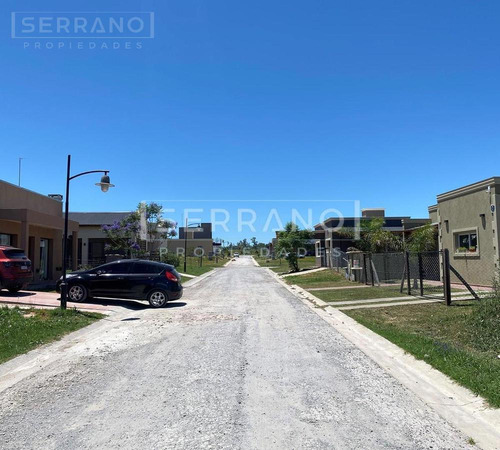 Venta Casa 2 Dormitorios En Capilla Del Señor. Barrio Las Lomadas. A Estrenar.