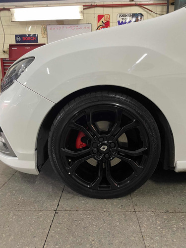 Imagen 15 de 19 de Renault Sandero 2018 2.0 Rs 145cv
