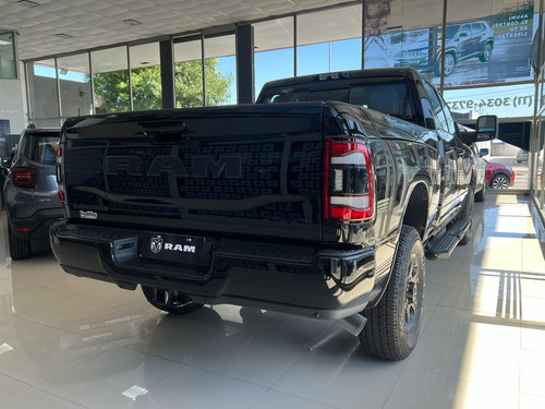 RAM 2500 6.7 Laramie Night Edition At6 350Cv 4X4