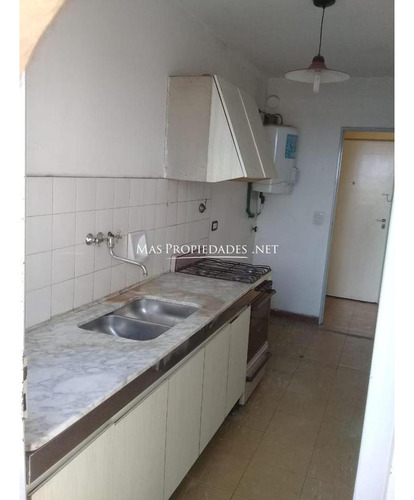 Departamento En Venta En Banfield 3 Ambientes