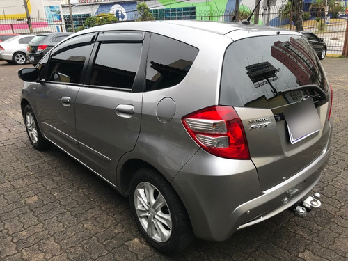 Imagem 8 de 9 de Honda Fit Lx 1.4 Mecanico 2014 Bx Km