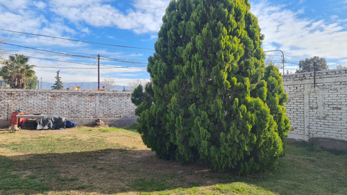 Terreno / Lote En Venta De 215m2 Ubicado En Luzuriaga