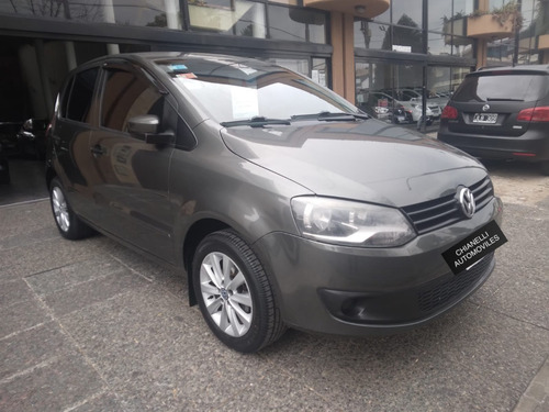 Imagen 4 de 18 de Volkswagen Fox 2013 Conforline 5 Ptas 89.000km Gomas Nuevas!