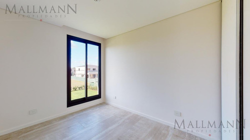 Venta Casa La Calesa Pilará, 4 Habitaciones