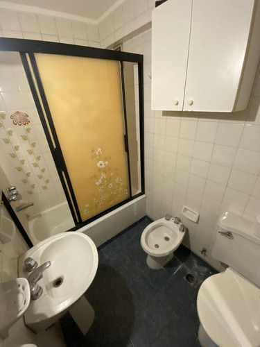 Imagen 5 de 6 de Venta Depto 2 Amb Luminoso, Apto Profesional, Excelente Ubicación! - Rauch 4900, Almagro