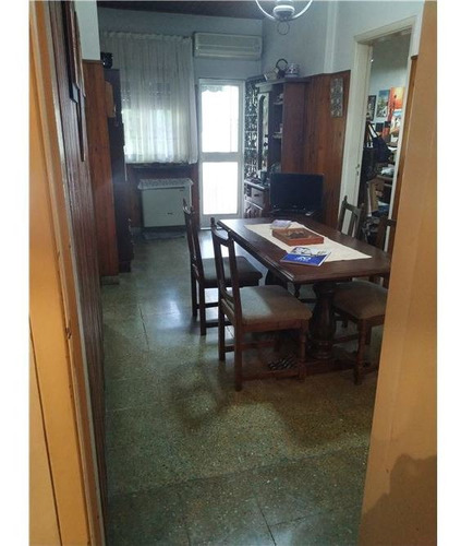 Casa De 3 Amb C/coch, Patio Y Parrilla V.sarmiento