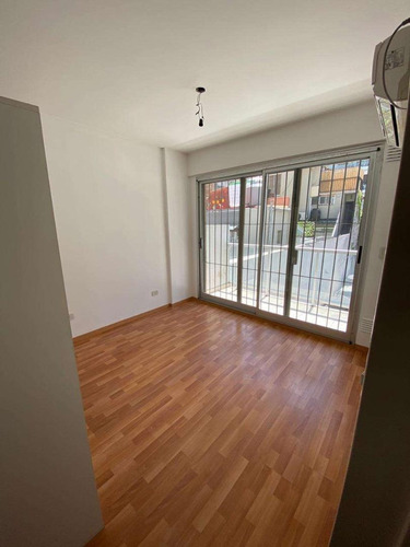 Imagen 2 de 11 de Exc Monoambiente Con Balcón