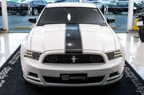 Ford Mustang V6
