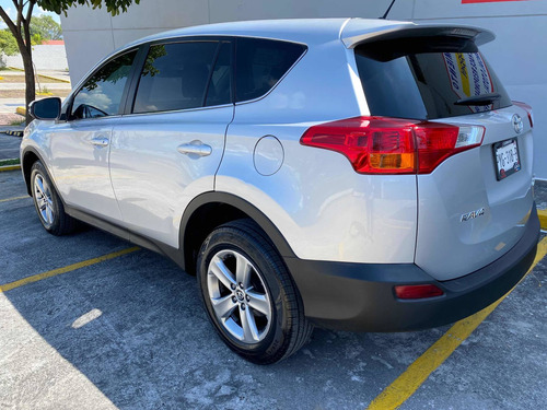 Imagen 3 de 15 de Toyota Rav4 2.5 Xle L4 Awd At 2015