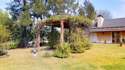 Imagen 5 de 30 de Venta Casa - Campos De Roca