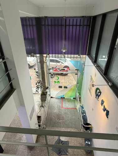 Retasado Local/oficina De 430 M2 (815 Us$/m2) Us$ 350.000, A La Calle Ideal Instituciones, Coworking, Abogados, Consultorios