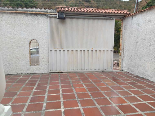 Imagen 2 de 30 de Casa En Callejon Planta Vieja En Maracay