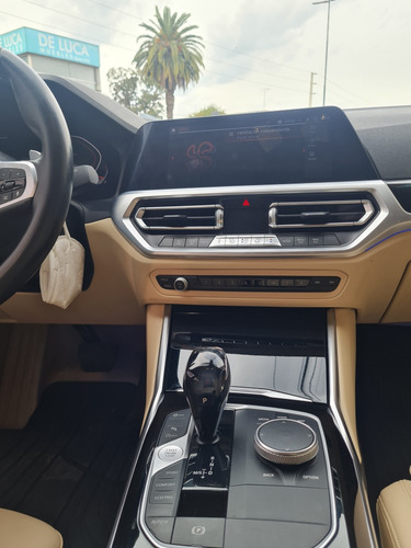 BMW Serie 3 3.0 330i Sedan Sport Line Shadow