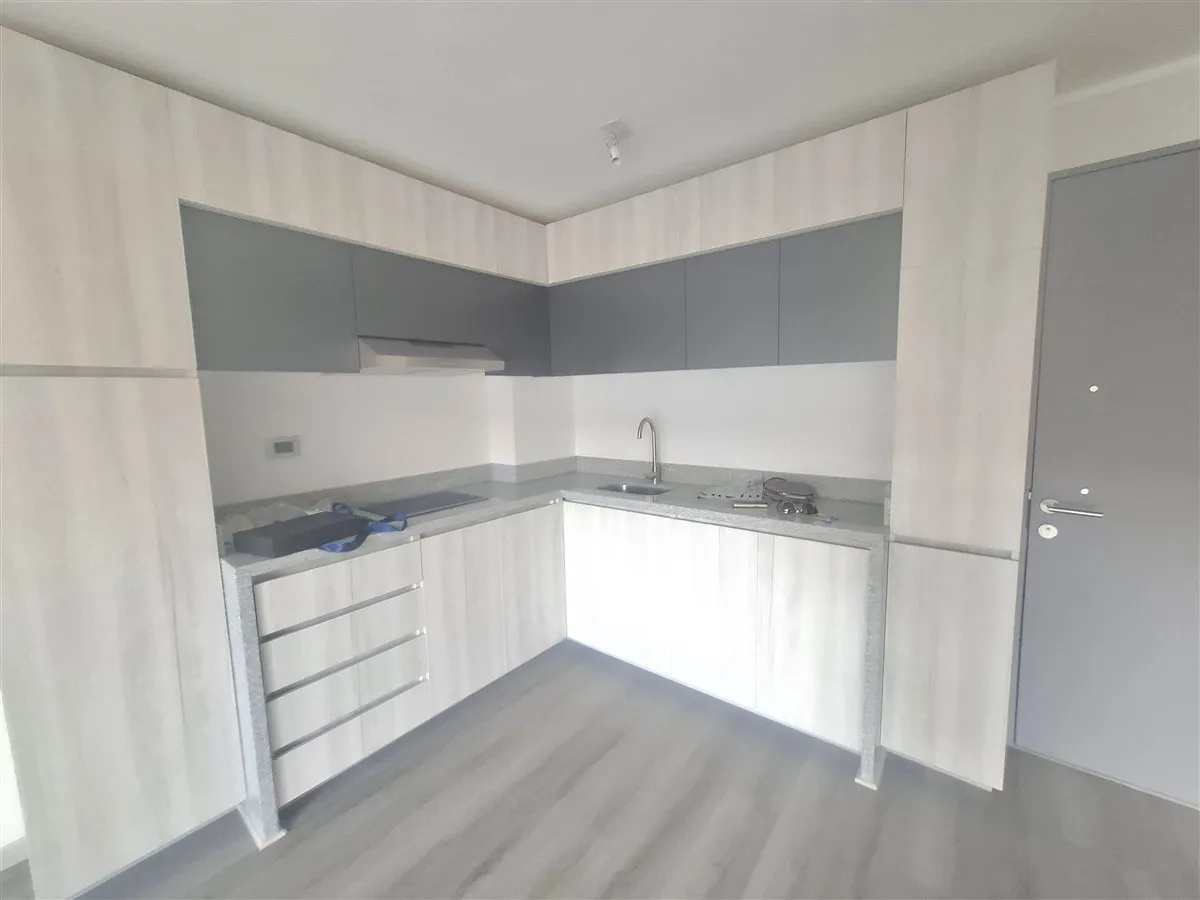 Imagen 4 de 26 de Departamento En Arriendo, Metro Los Heroes, En Santiago