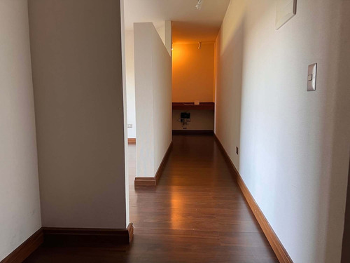 Departamento Luminoso, Sector Gabriela Mistral, Los Ángeles