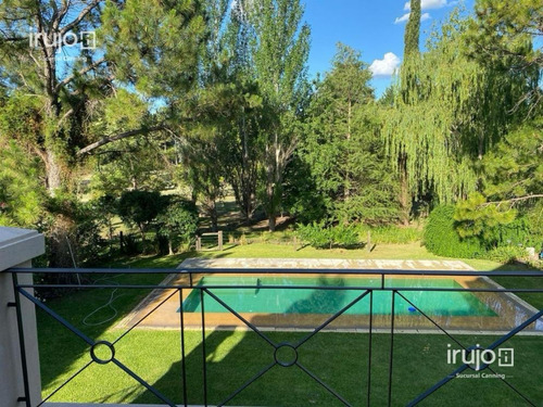 Casa 5 Amb En Barrio Privado Saint Thomas N/s - Canning