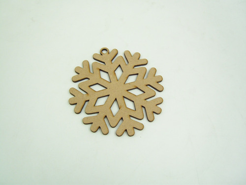 Imagen 2 de 8 de Copos De Nieve Decorativos Mdf Para Árbol Navideño 25 Piezas