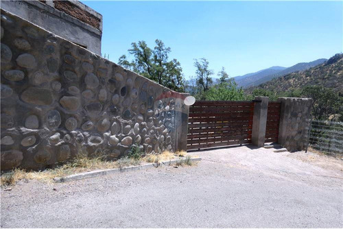 Amplio Terreno En Lugar Privilegiado En El Arrayan