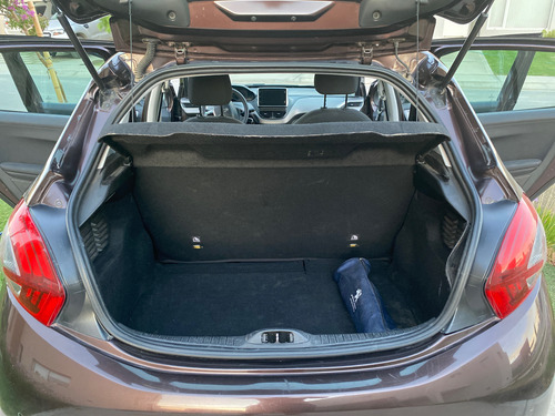 Peugeot 208 1.6 Allure