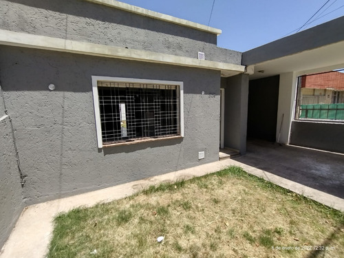 Casa 2 Dormitorios - B° Jardín